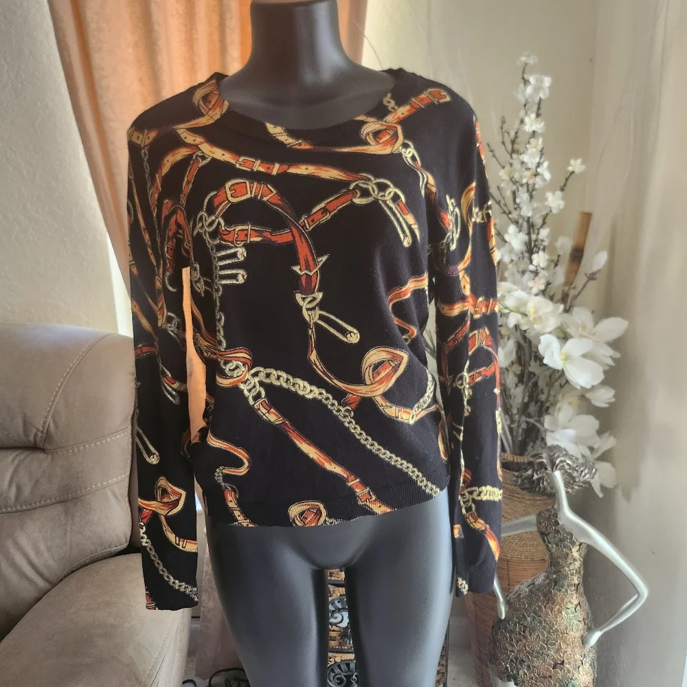 Zara knit sweater size S